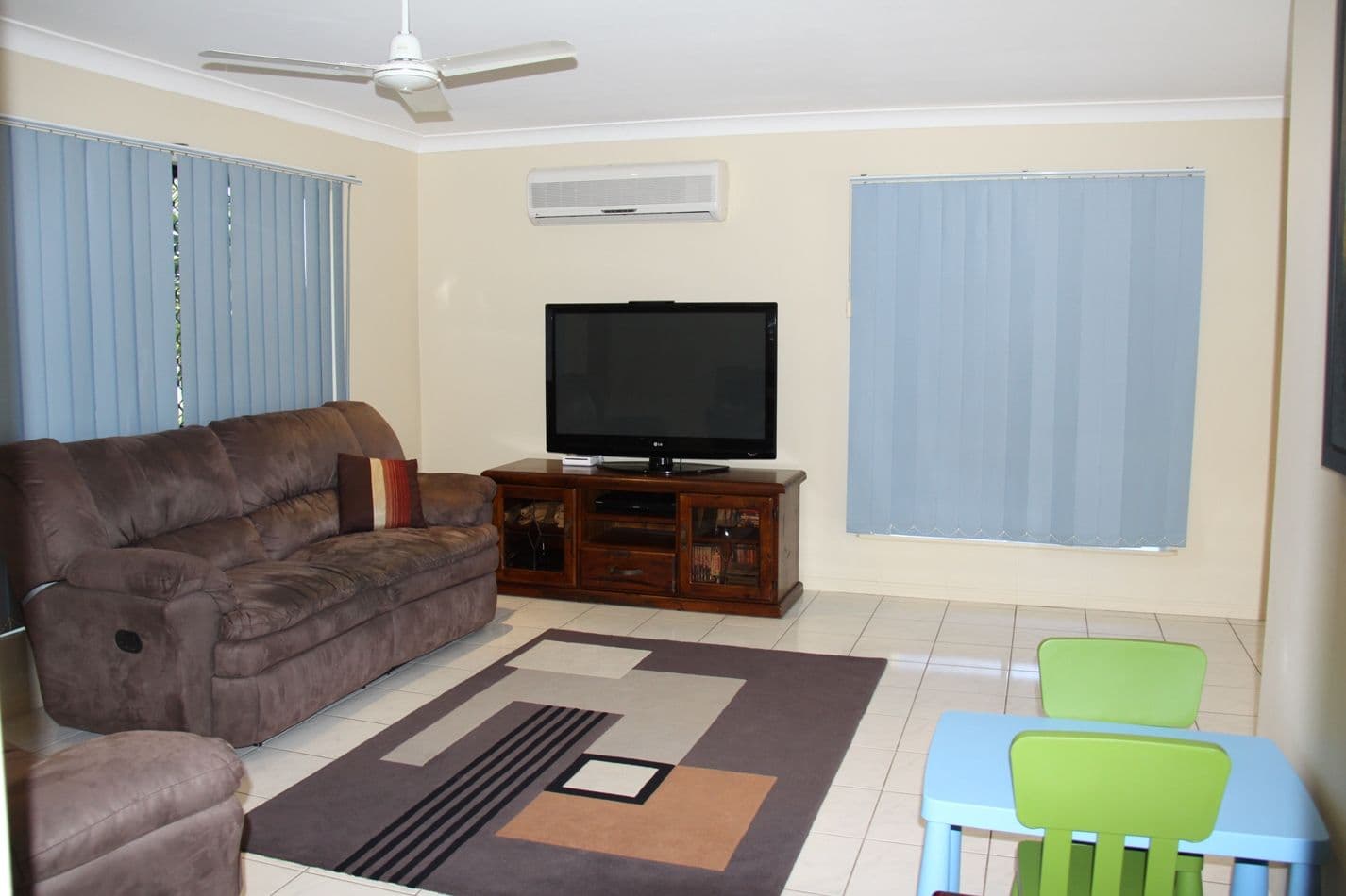 1 Alpine Avenue, BOYNE ISLAND QLD 4680, Boyne Island - Thumbnail 2