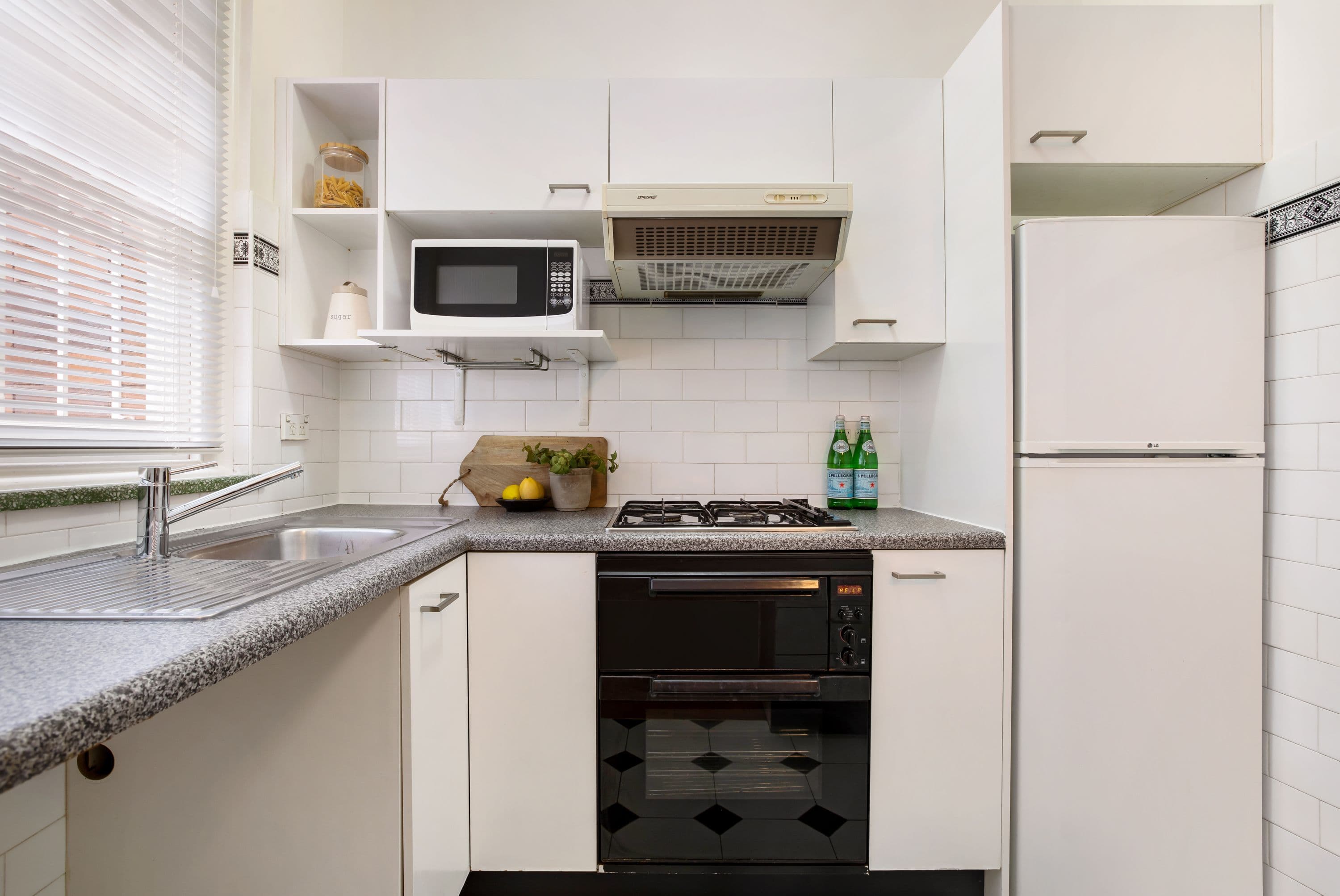 47 Swan Street, Footscray - Thumbnail 3