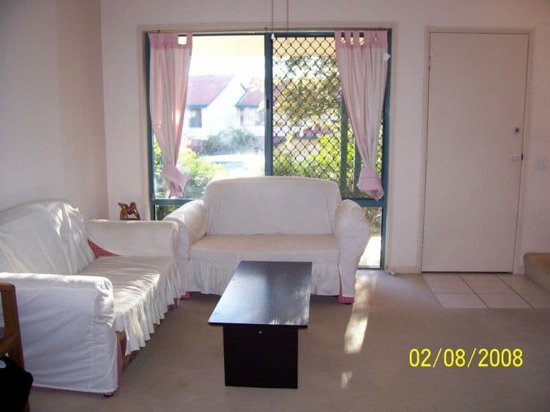 96 Marshall Road, HOLLAND PARK QLD 4121, Holland Park - Thumbnail 2