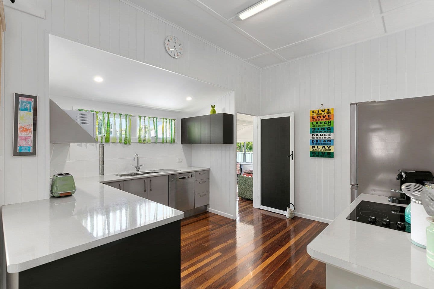 24 King Street, Urangan QLD 4655, Urangan - Thumbnail 8