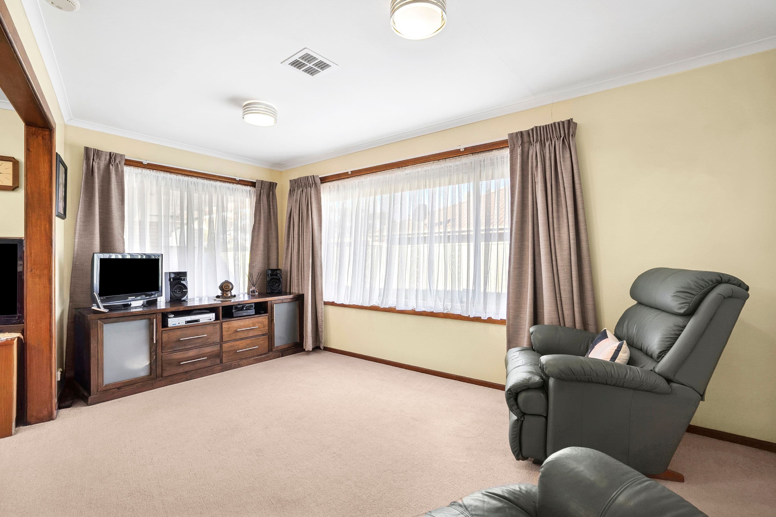 32 Smeaton Close, Lara VIC 3212, Lara - Thumbnail 6