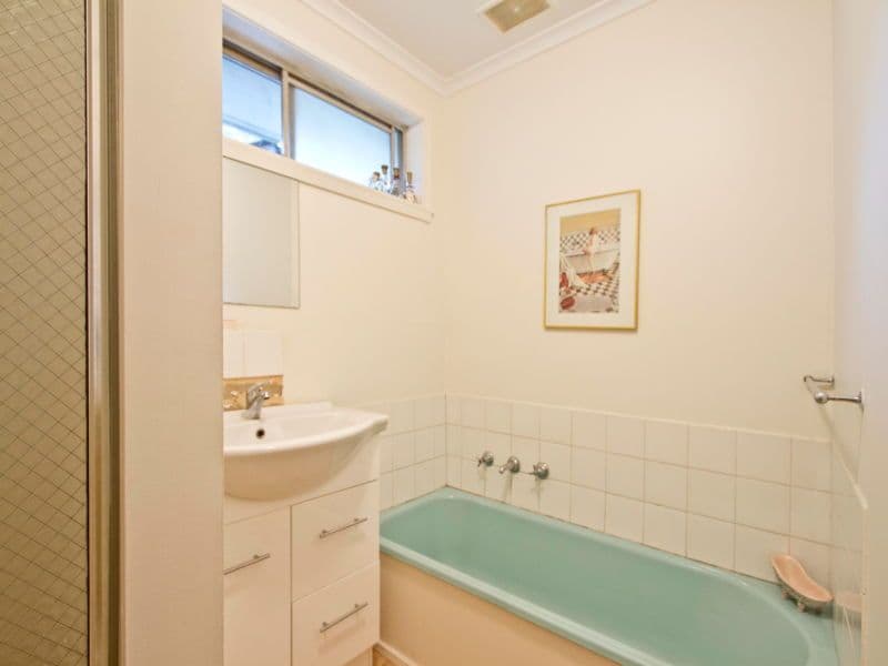13 Mitre Crescent, FRANKSTON NORTH VIC 3200, Frankston North - Thumbnail 7