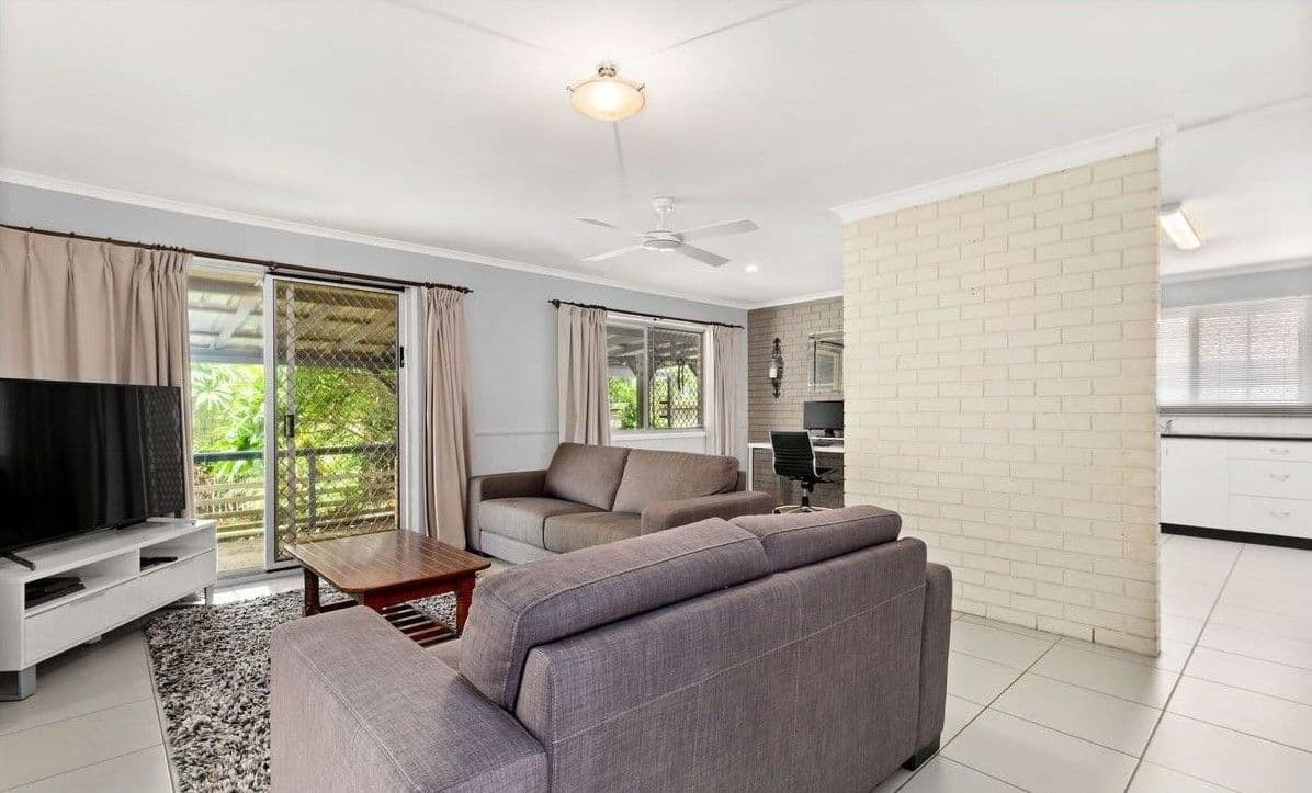 16 Bordeau Crescent, Petrie QLD 4502, Petrie - Thumbnail 4