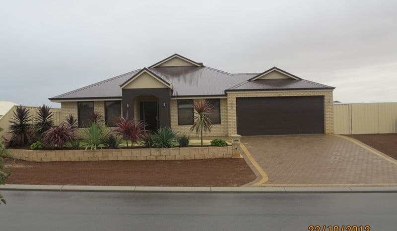8 Silvery Wave Vista, WANDINA WA 6530, Wandina - Image 1
