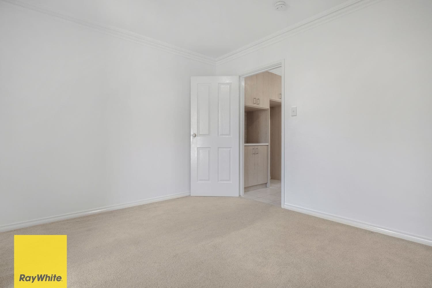 54 Moulden Avenue, Yokine WA 6060, Yokine - Thumbnail 8