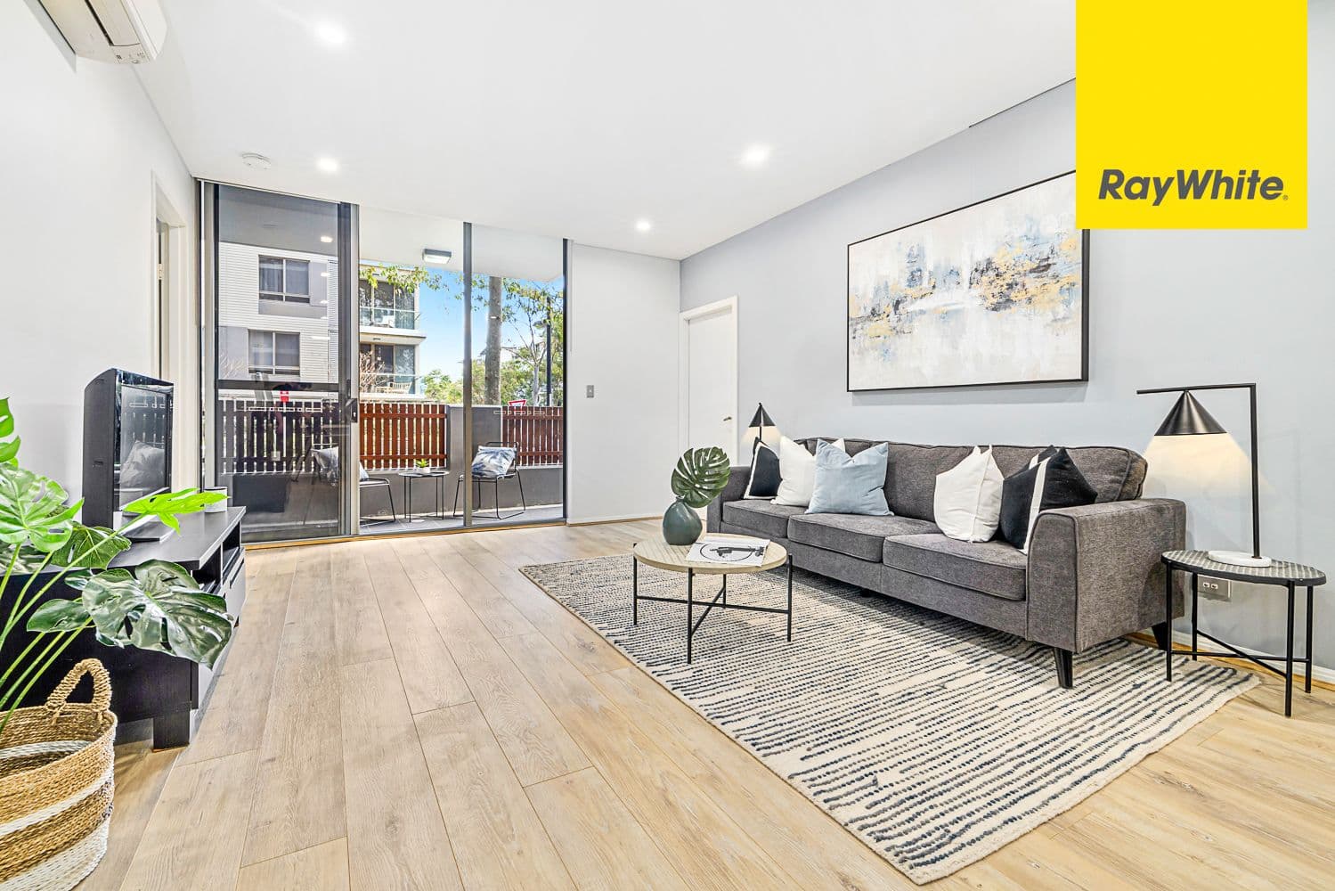 4 Seven Street, Epping NSW 2121, Epping - Thumbnail 2