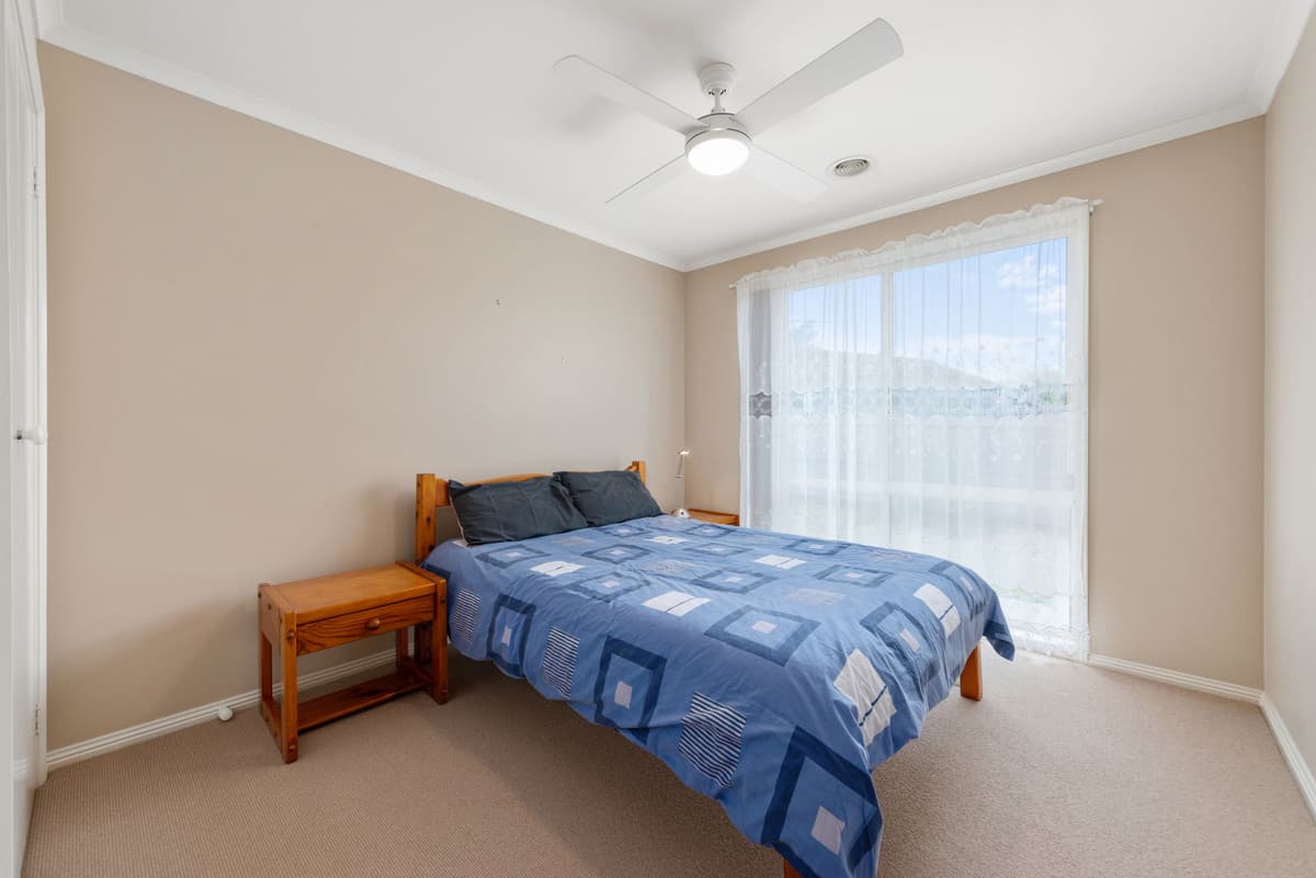 54 Dinwoodie Drive, Newborough VIC 3825, Newborough - Thumbnail 8