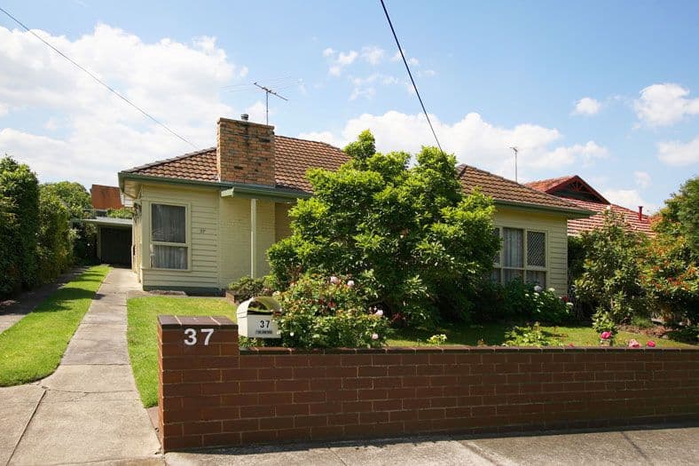 37  Evesham Road, CHELTENHAM VIC 3192, Cheltenham - Image 1