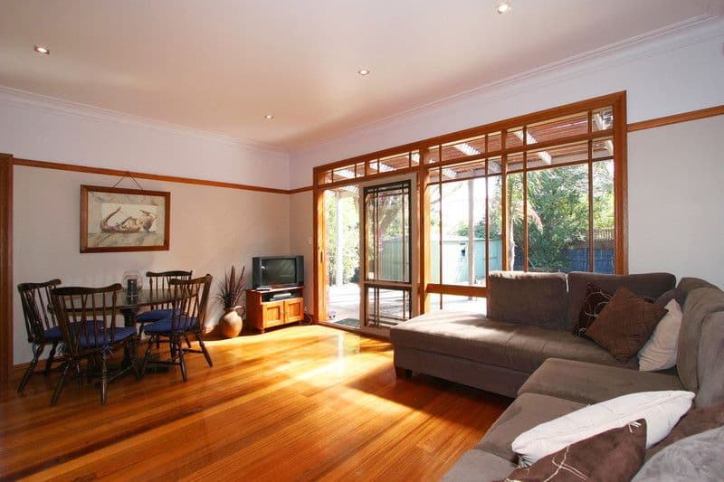 71  Evesham Road, CHELTENHAM VIC 3192, Cheltenham - Thumbnail 4