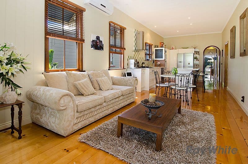 26 Garling Street, RED HILL QLD 4059, Red Hill - Thumbnail 3