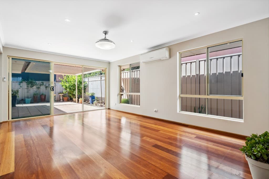 1/59 Montgomery Street, Kogarah, NSW, 2217, Somerton Park - Thumbnail 3