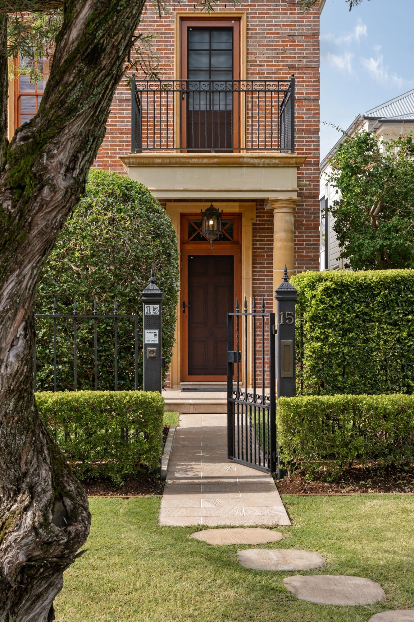 15 Batman Street, Clayfield QLD 4011, Clayfield - Thumbnail 2