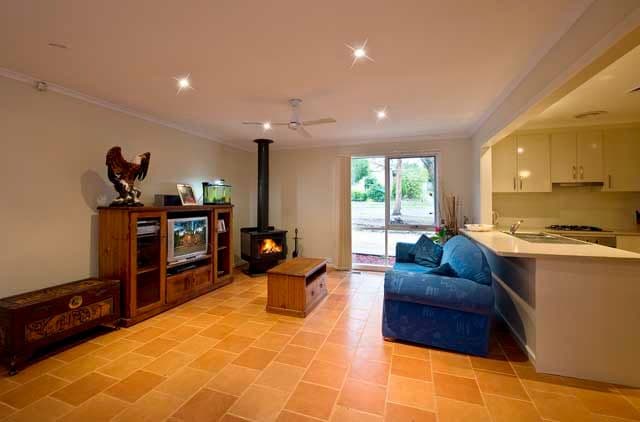 7 Cook Court, FERNTREE GULLY VIC 3156, Ferntree Gully - Thumbnail 3
