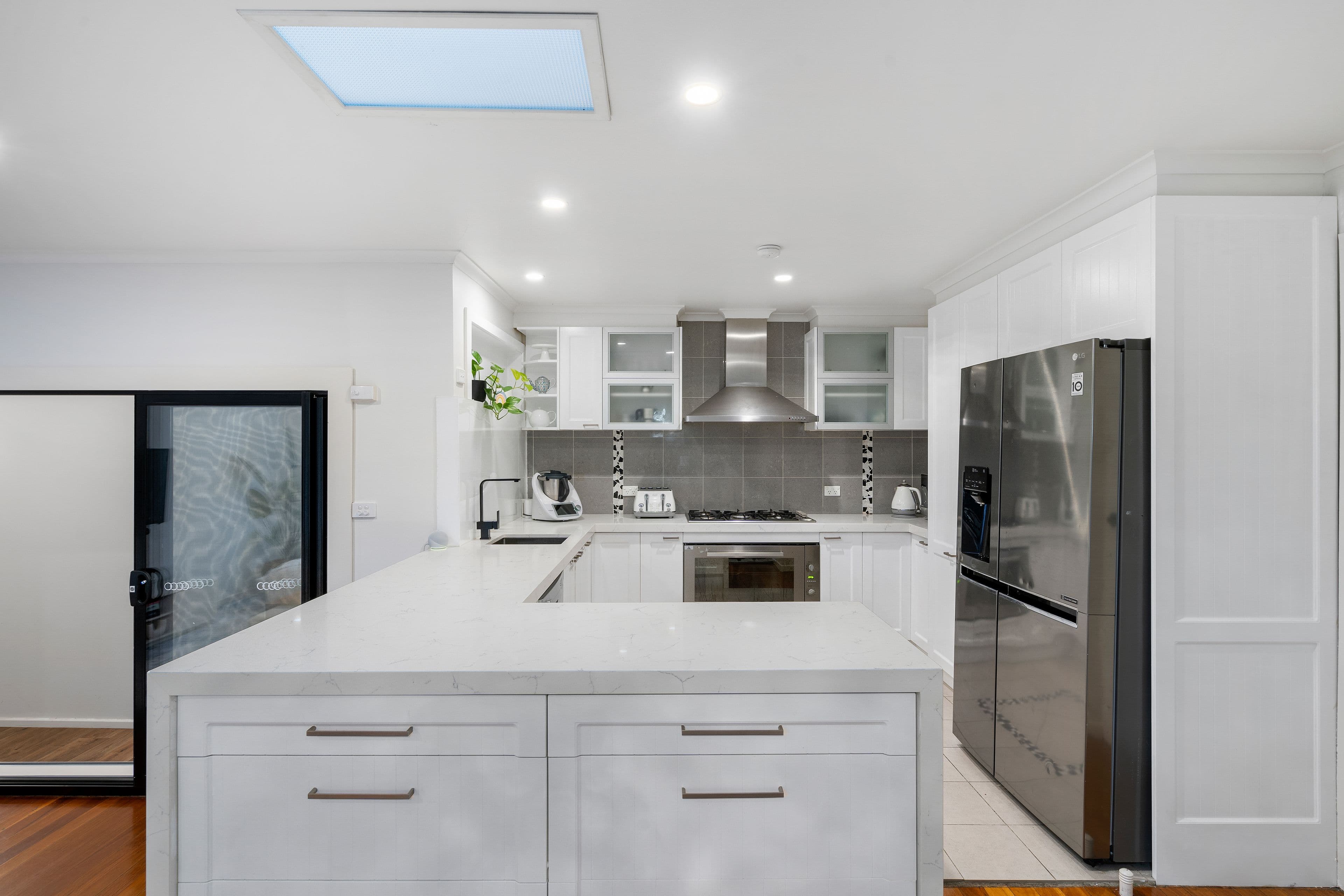 74 Betula Avenue, Bundoora VIC 3083, Bundoora - Thumbnail 2