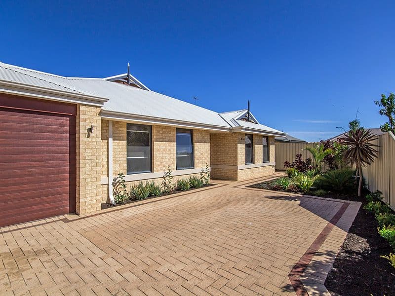 9 Zendora Court, FALCON WA 6210, Falcon - Image 1