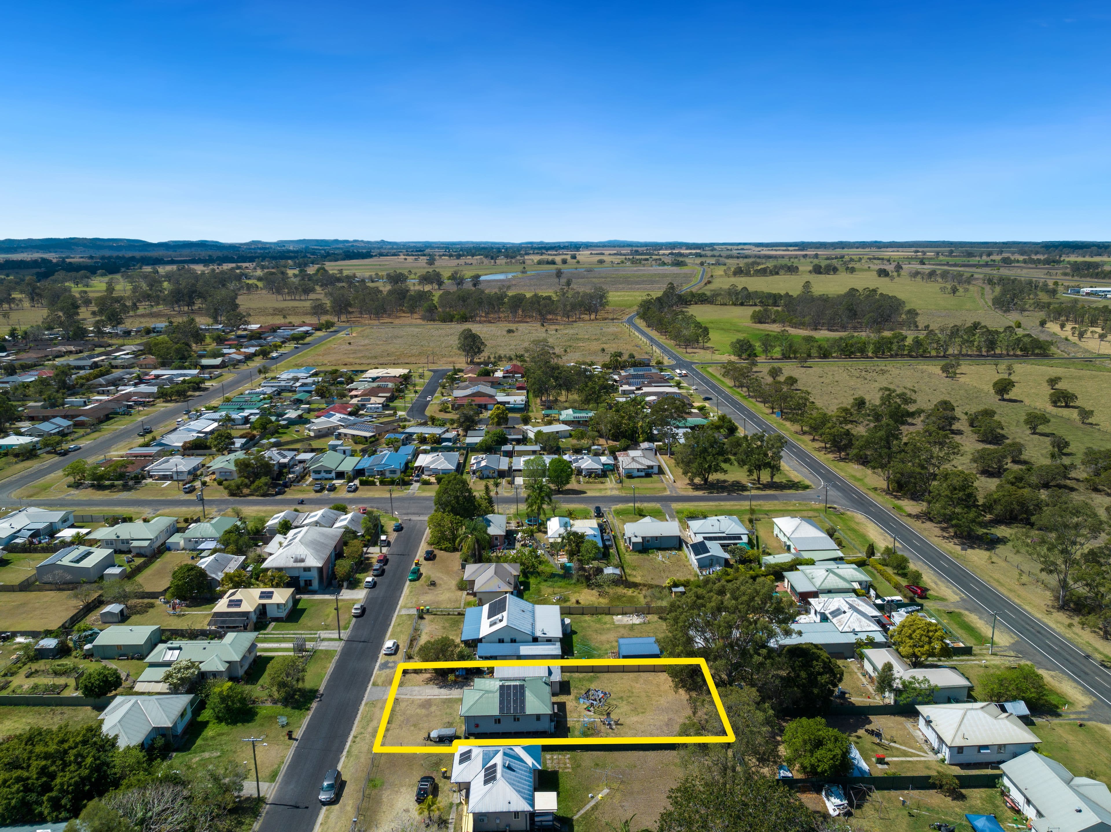 87 Stapleton Avenue, Casino NSW 2470, Casino - Thumbnail 2
