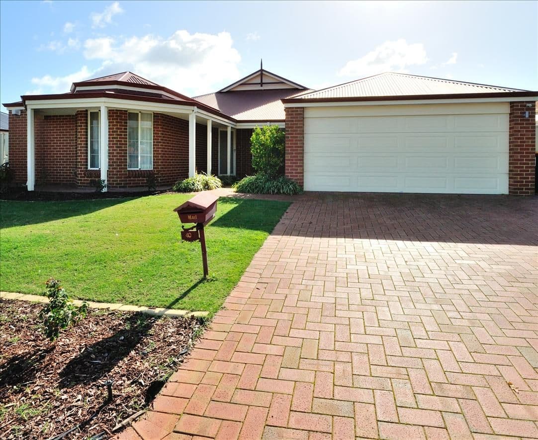 40 Garran Loop, HENLEY BROOK WA 6055, Henley Brook - Image 1