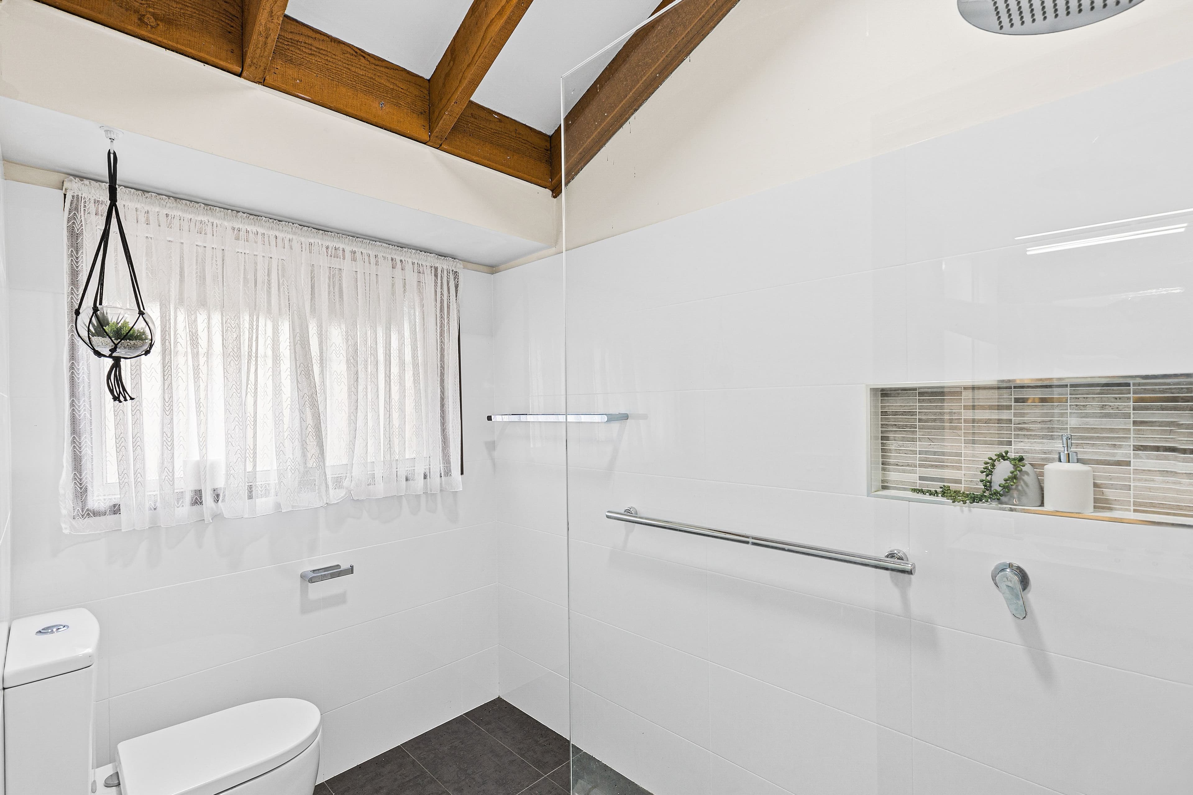 27 Illowra Crescent, Primbee NSW 2502, Primbee - Thumbnail 6