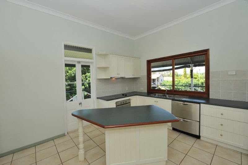 62 Holberton Street, TOOWOOMBA QLD 4350, Toowoomba - Thumbnail 5