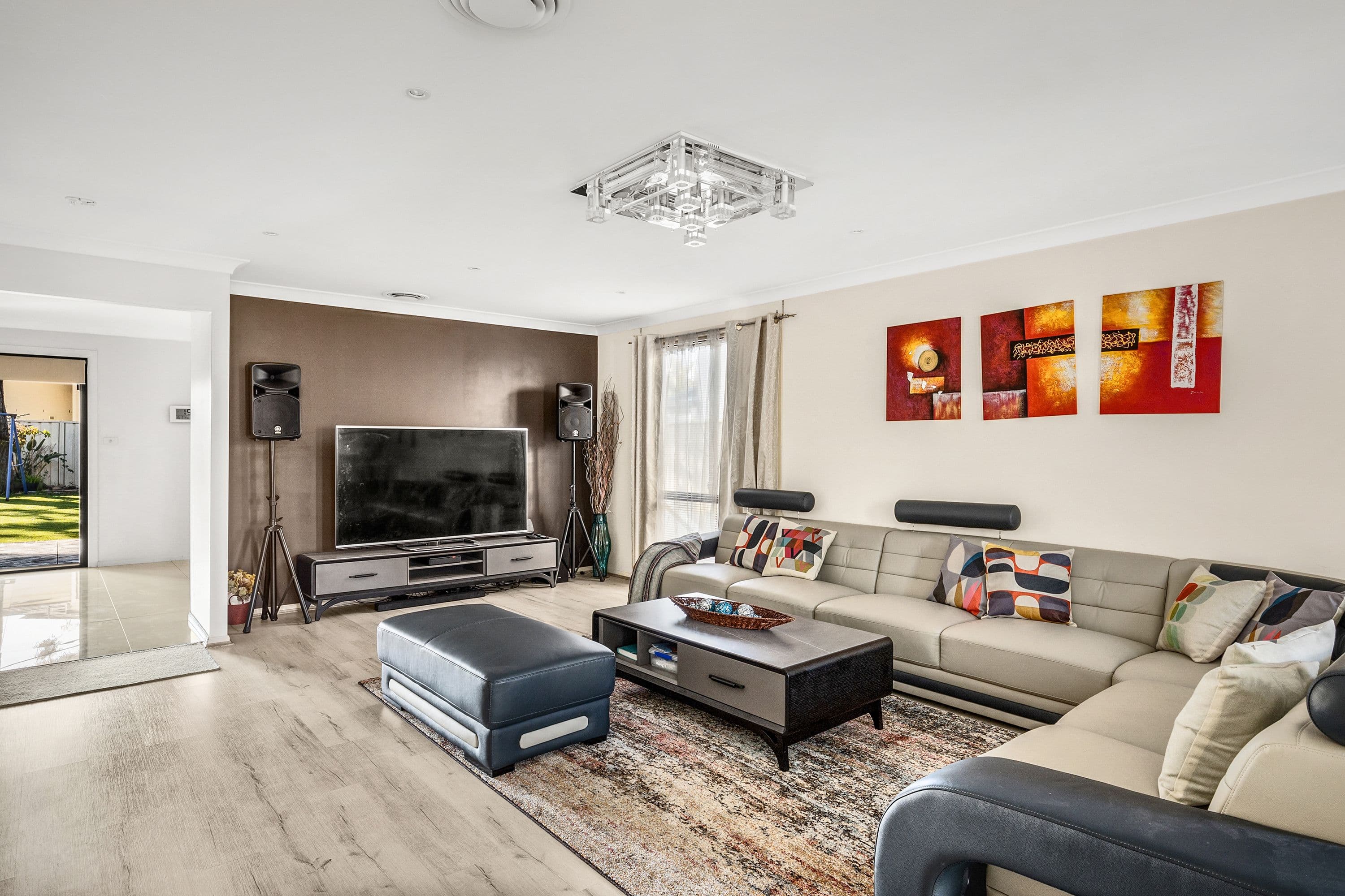 14 Laurina Way, Glenwood NSW 2768, Glenwood - Thumbnail 2