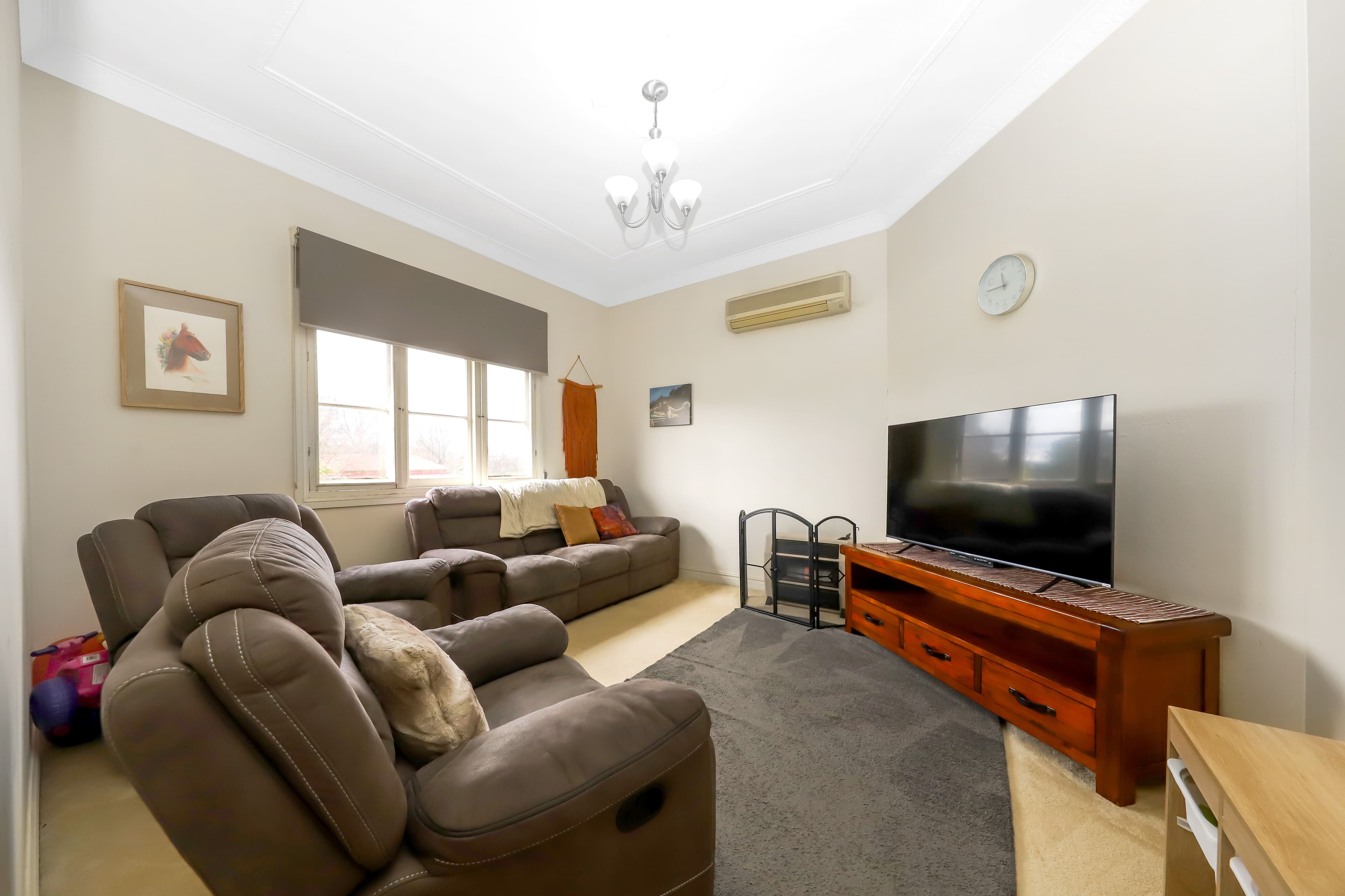 17 Fitzroy Street, Tumut NSW 2720, Tumut - Thumbnail 3