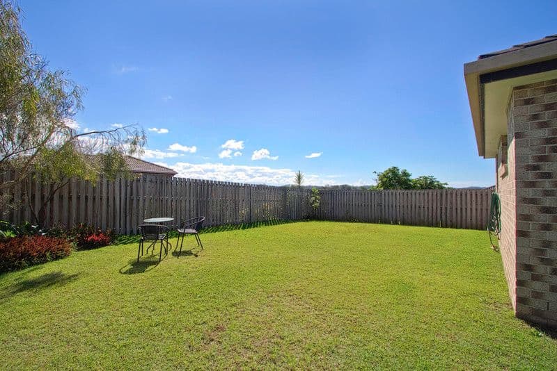 15 Hibertia Avenue, ELANORA QLD 4221, Elanora - Thumbnail 2