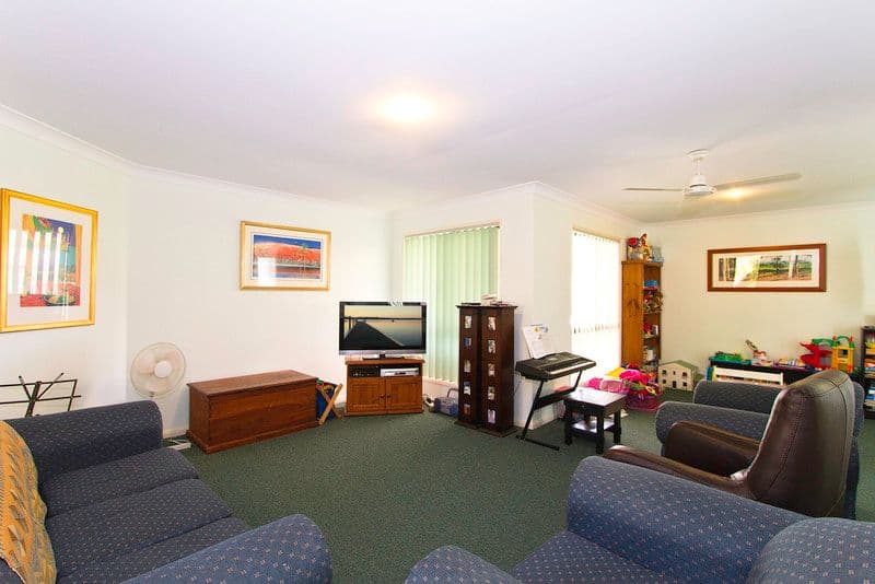 15 Hibertia Avenue, ELANORA QLD 4221, Elanora - Thumbnail 5