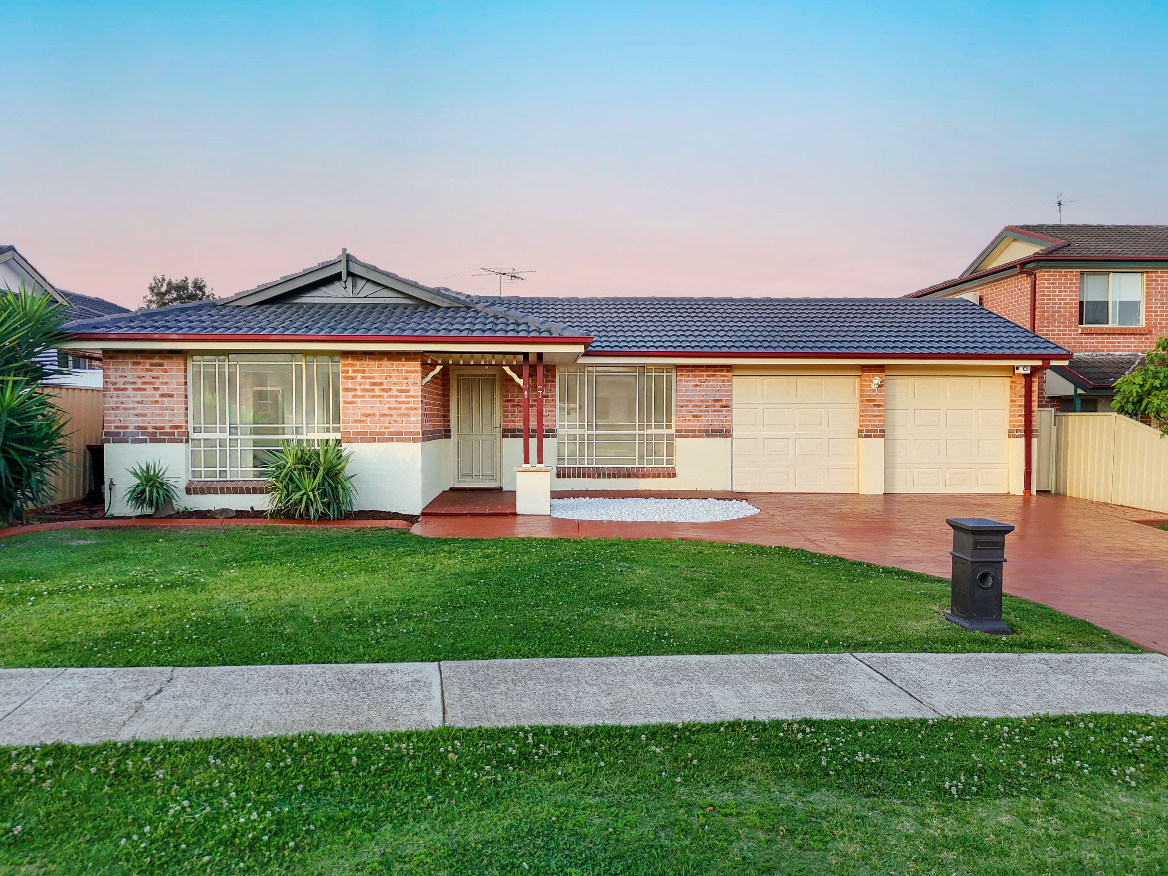 17 Port Macquarie Avenue, Hoxton Park NSW 2171, Hoxton Park - Image 1