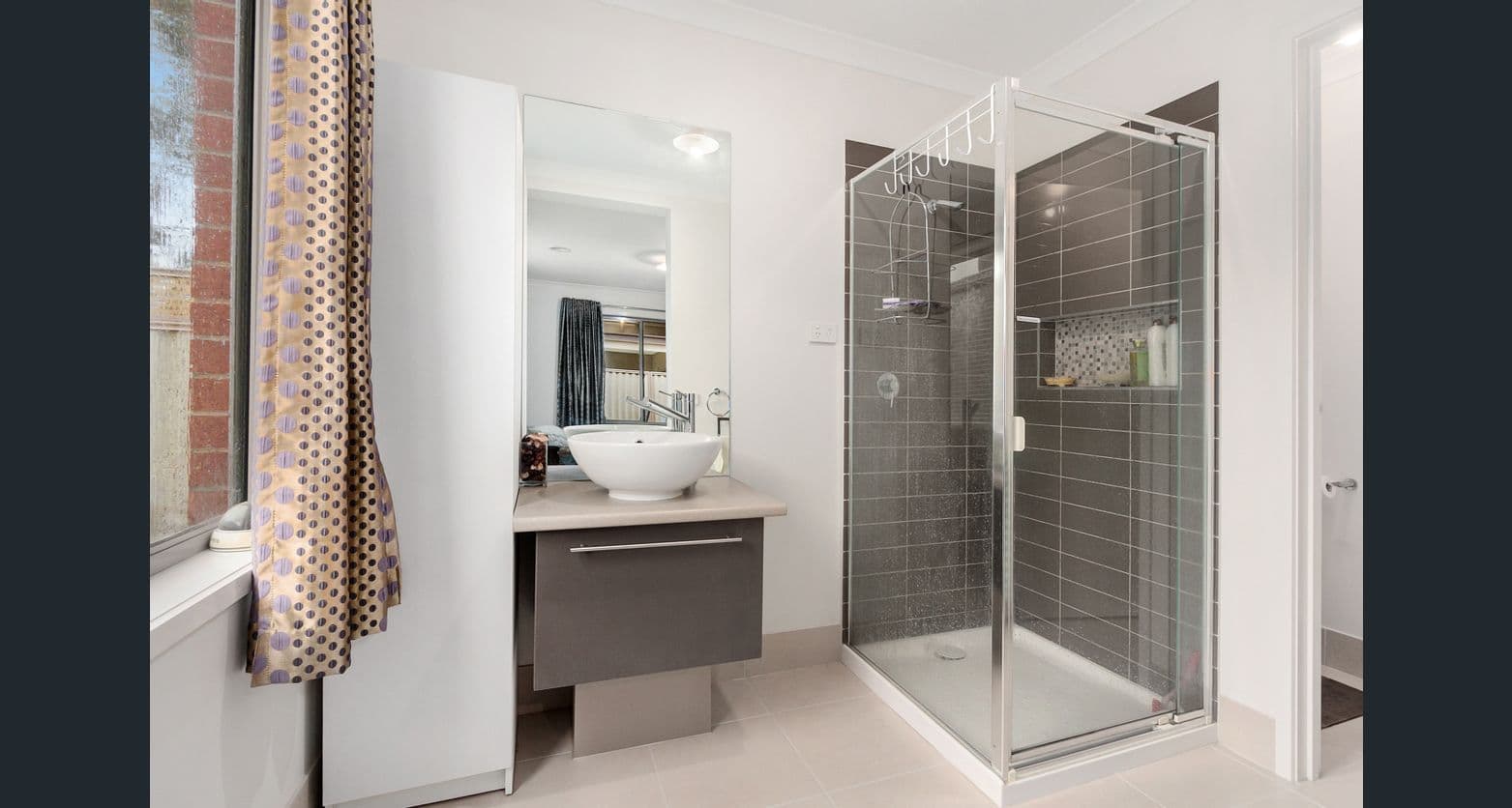 45 Warbler Street, Pakenham VIC 3810, Pakenham - Thumbnail 7
