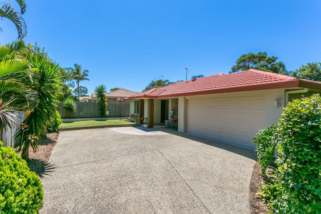 4 Olinda Close, Robina QLD 4226, Robina - Thumbnail 3