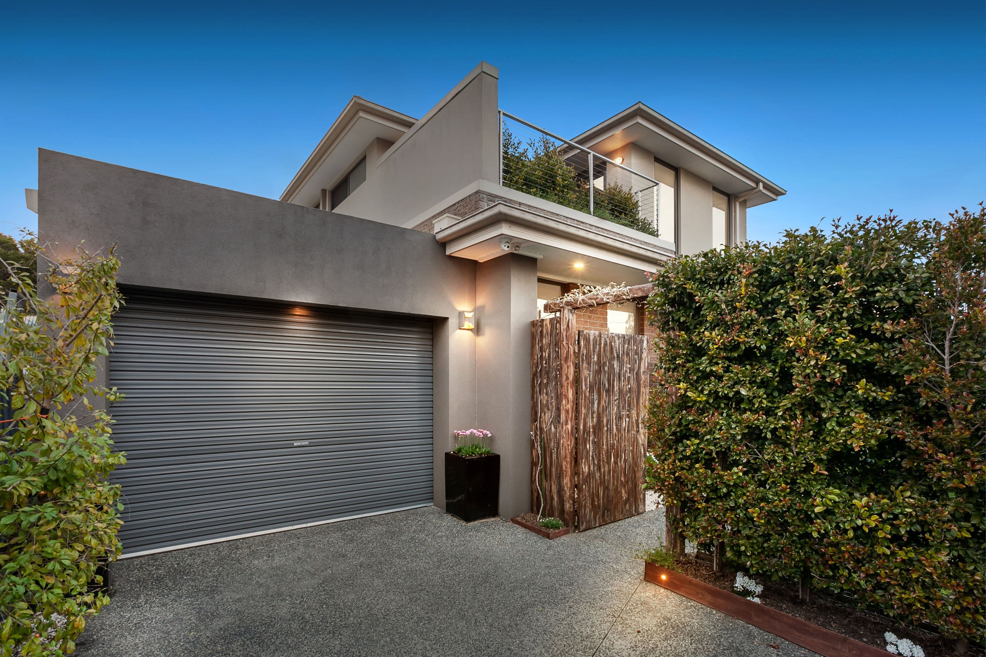 6 Eisenhower Street, Reservoir VIC 3073, Reservoir - Thumbnail 2