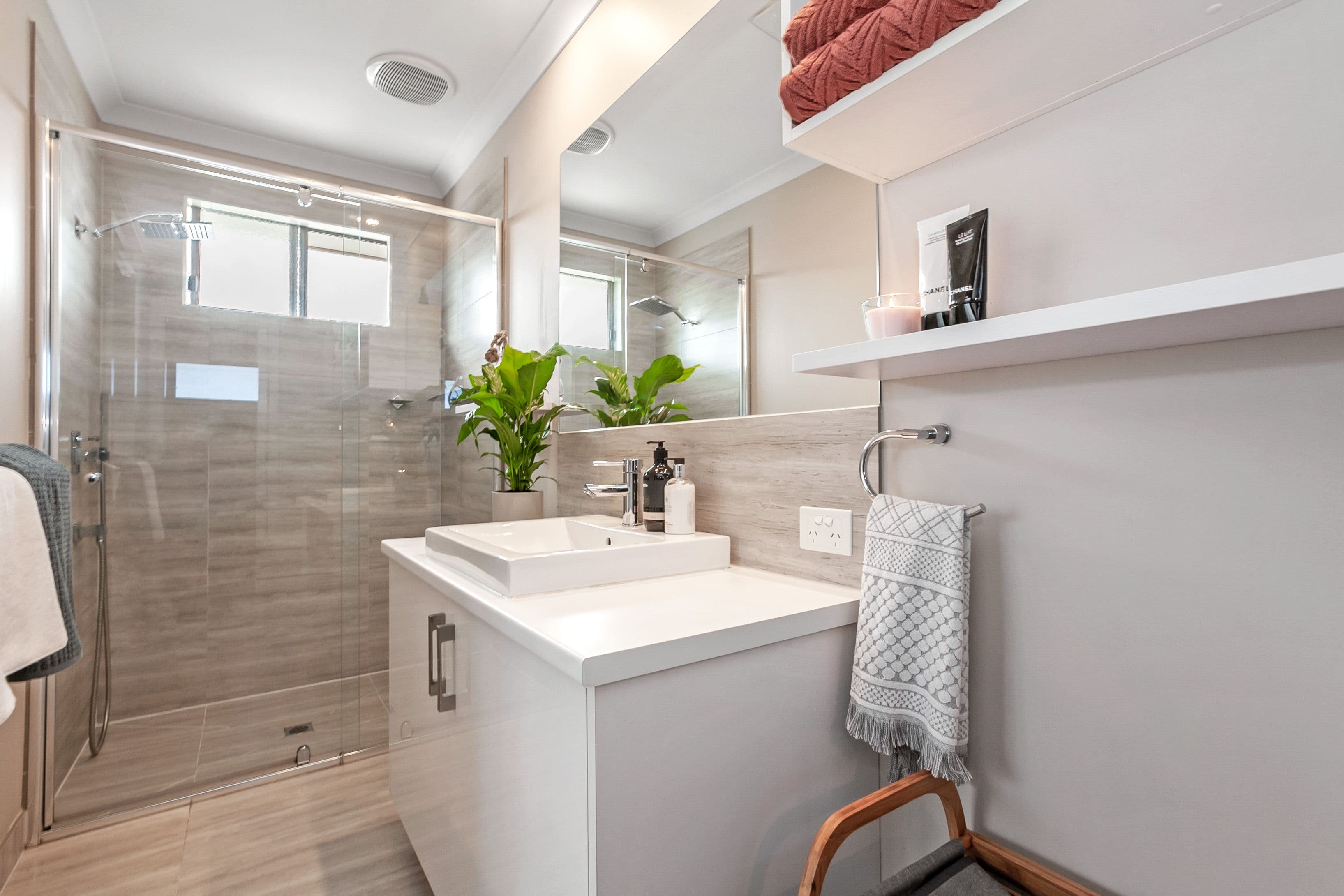 6 Eisenhower Street, Reservoir VIC 3073, Reservoir - Thumbnail 8