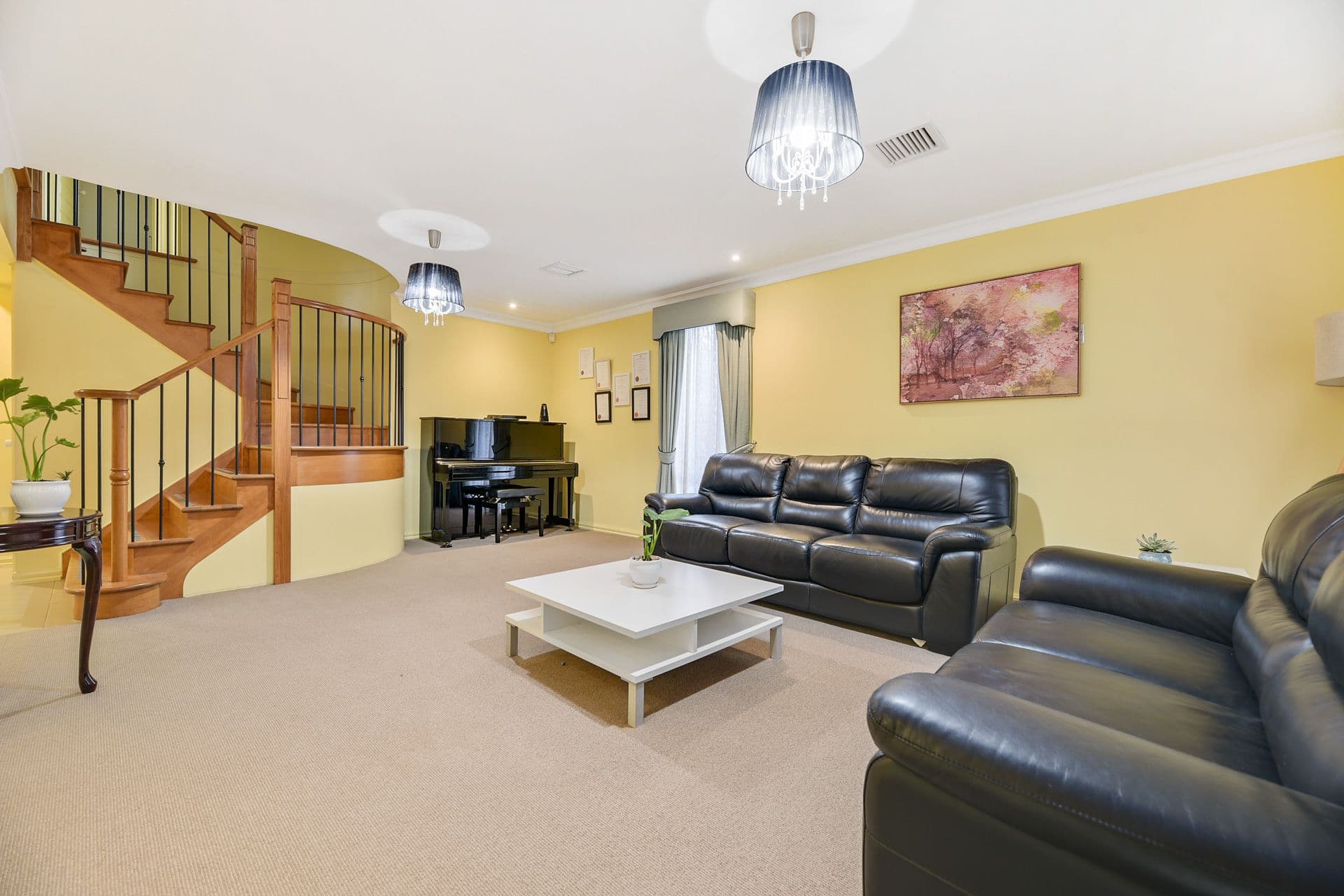 12 Denmark Hill Road, Berwick VIC 3806, Berwick - Thumbnail 3