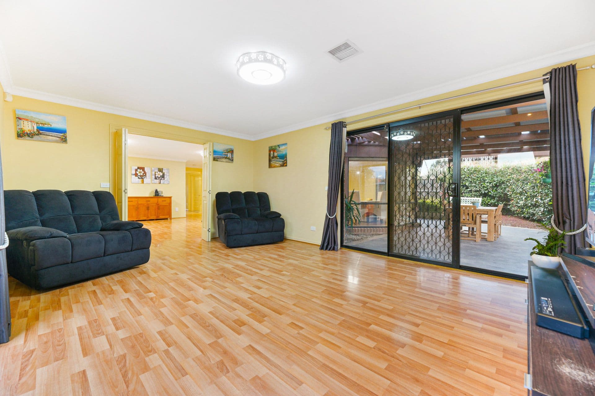 12 Denmark Hill Road, Berwick VIC 3806, Berwick - Thumbnail 8