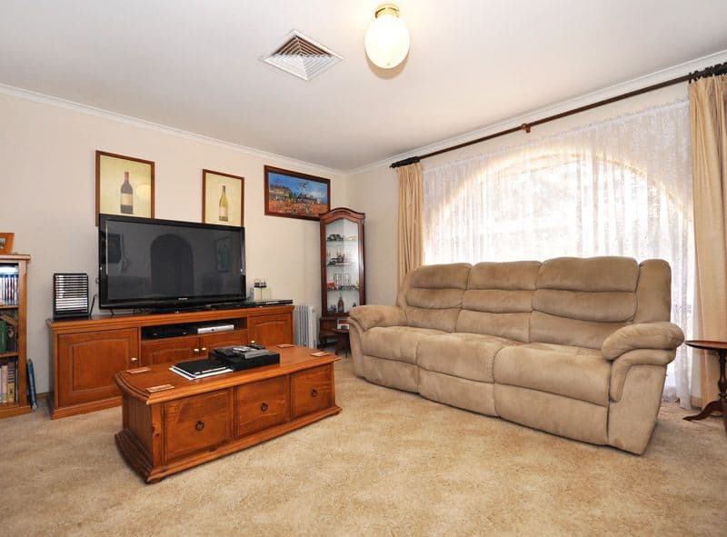 29 Miller Drive, Happy Valley SA 5159, Happy Valley - Thumbnail 2