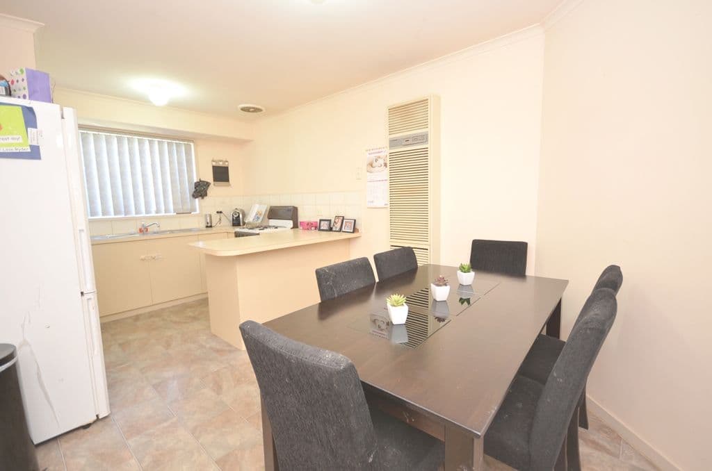 2 Florida Court, DELACOMBE VIC 3356, Delacombe - Thumbnail 2