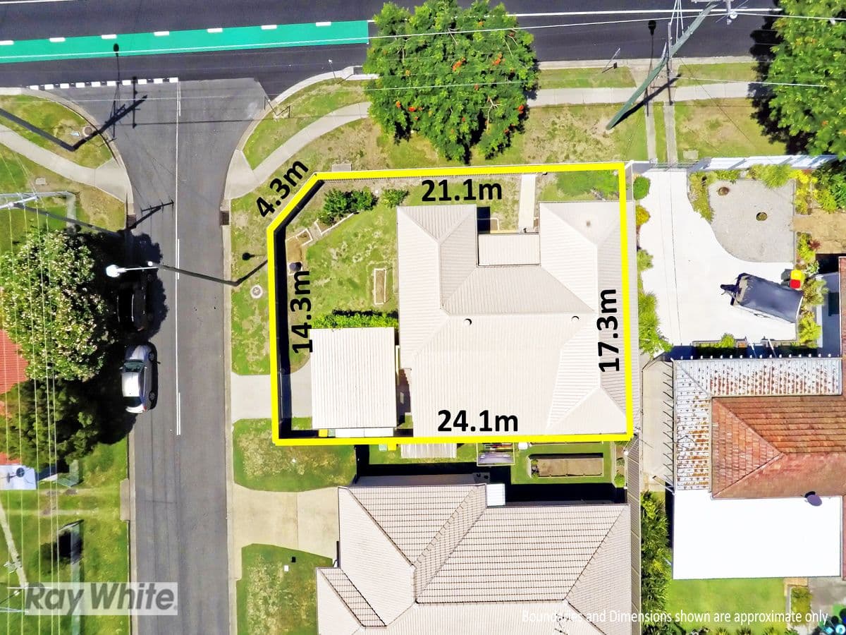 13 Scarborough Road, Redcliffe QLD 4020, Redcliffe - Thumbnail 2