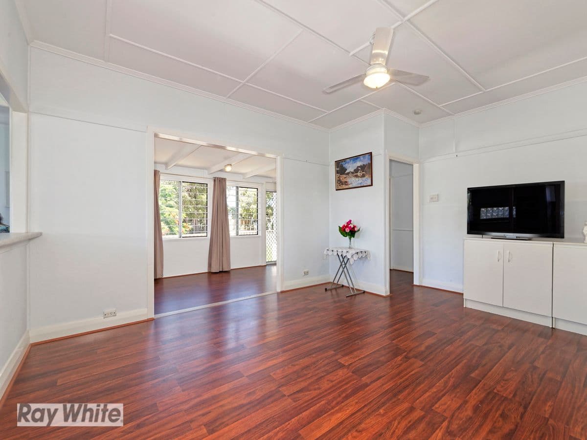 13 Scarborough Road, Redcliffe QLD 4020, Redcliffe - Thumbnail 6