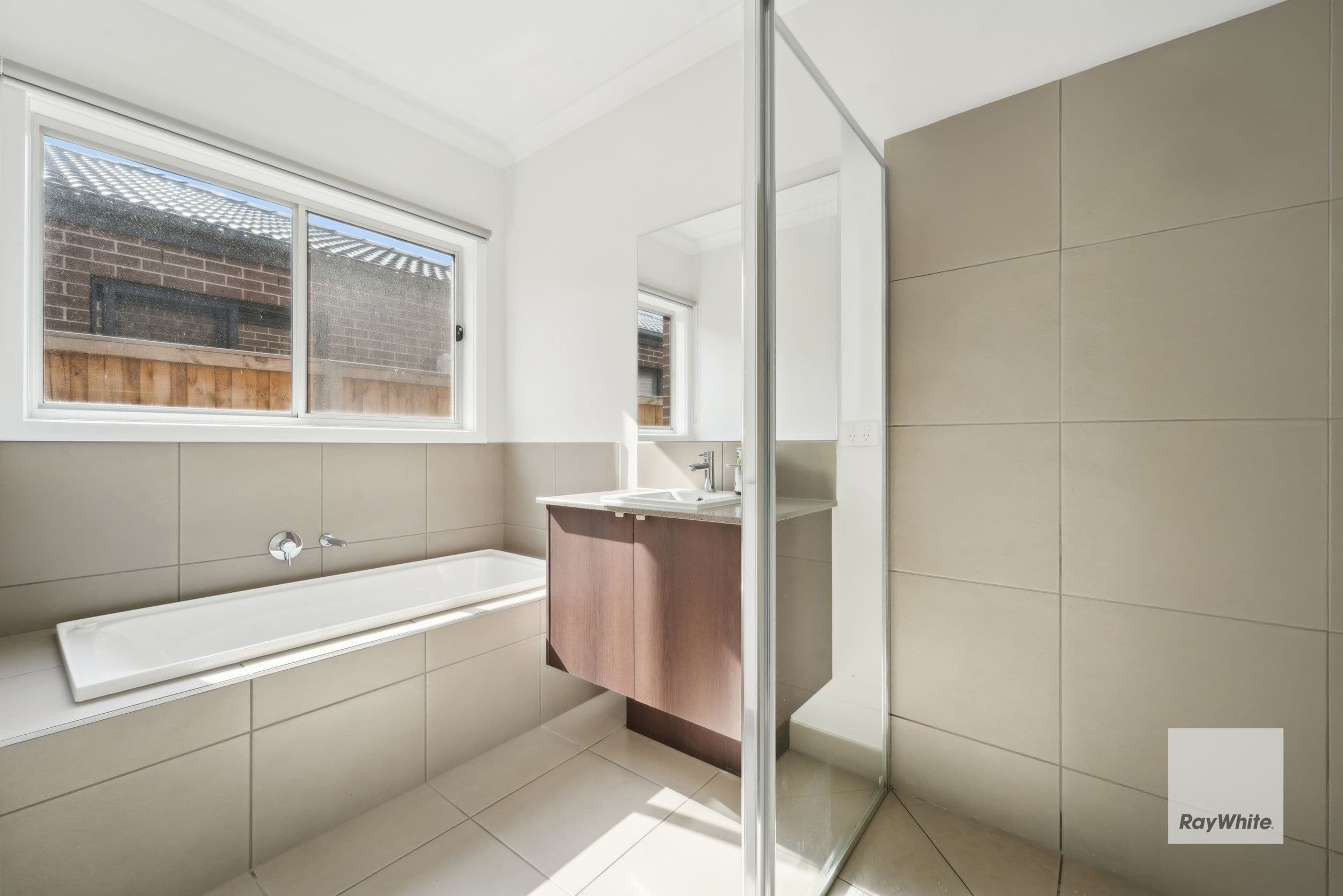 5 Stevenage Way, Werribee VIC 3030, Werribee - Thumbnail 6
