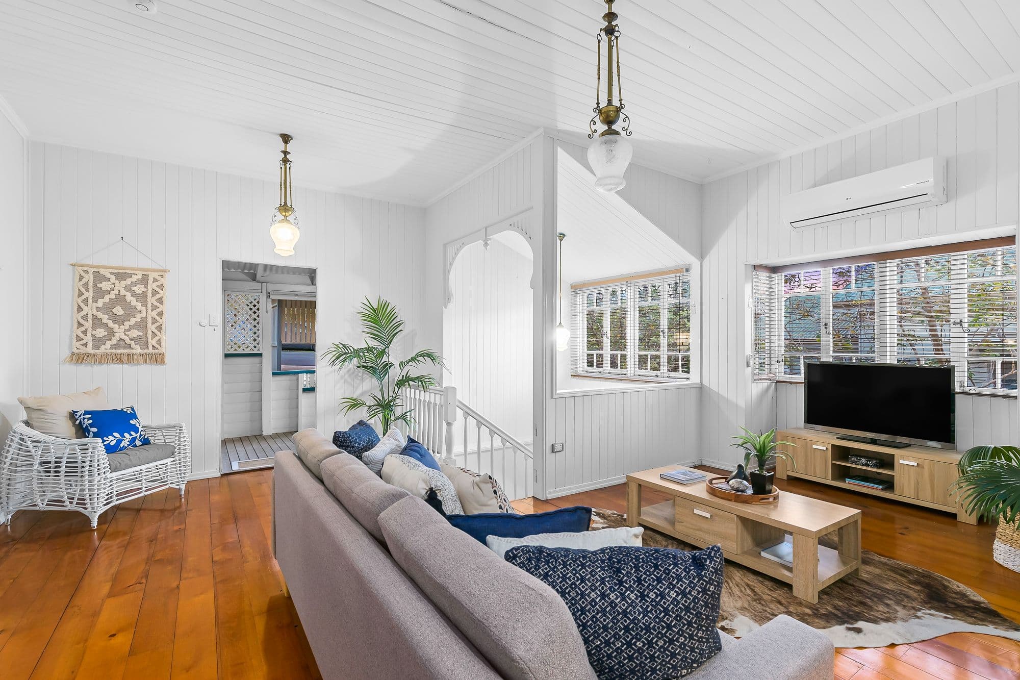 26 Raff Avenue, Holland Park QLD 4121, Holland Park - Thumbnail 2