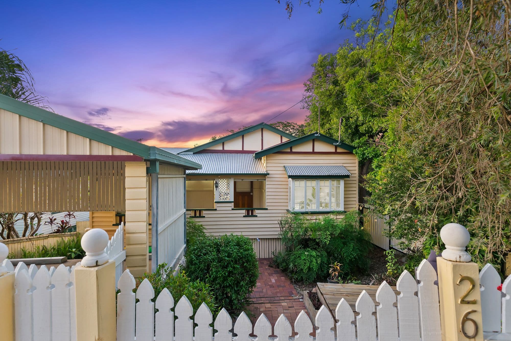 26 Raff Avenue, Holland Park QLD 4121, Holland Park - Thumbnail 3