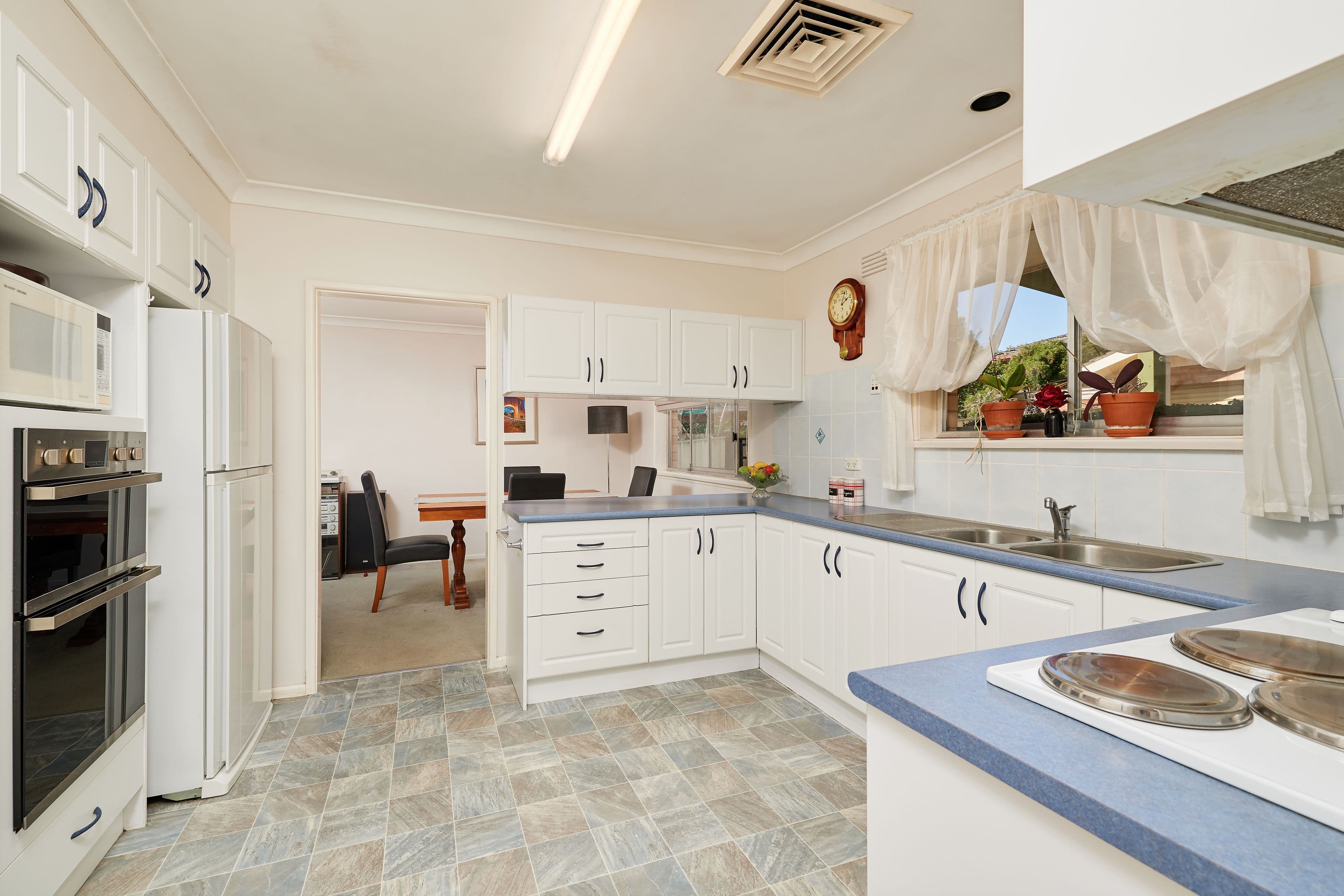 27 Marama Parade, Mount Austin NSW 2650, Mount Austin - Thumbnail 4