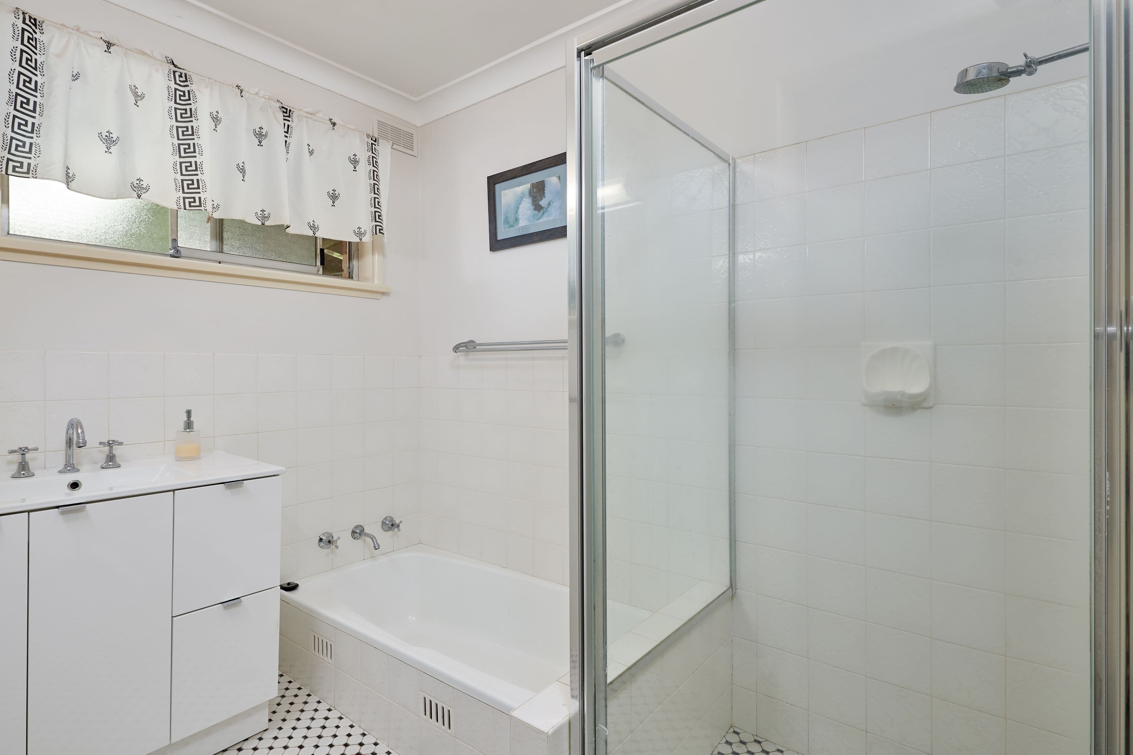 27 Marama Parade, Mount Austin NSW 2650, Mount Austin - Thumbnail 8