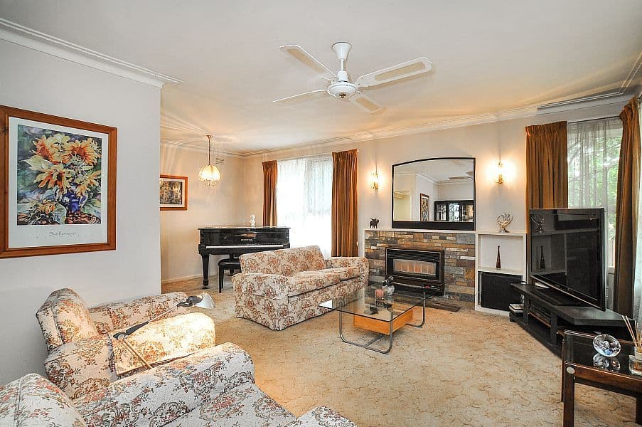43 Bowen Road, DONCASTER EAST VIC 3109, Doncaster East - Thumbnail 2