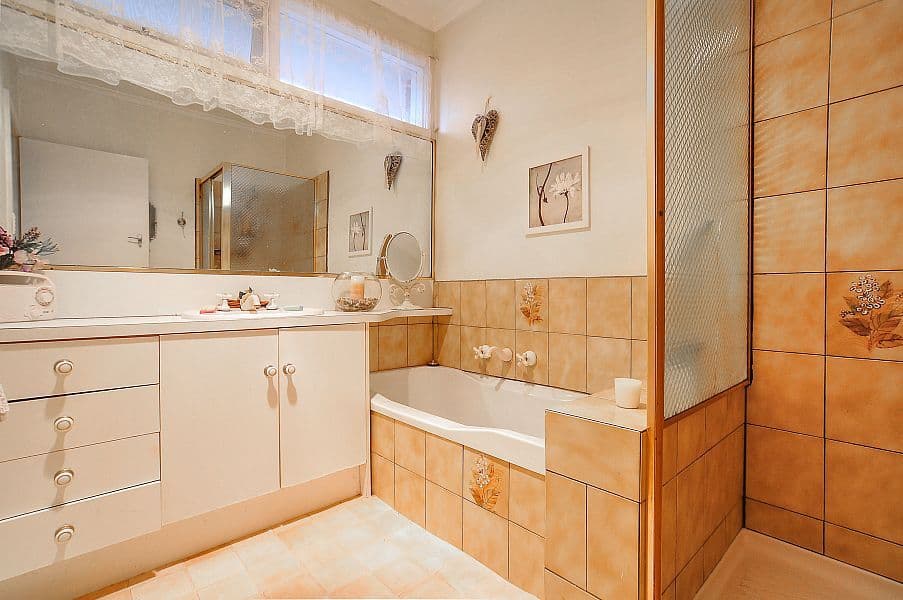 43 Bowen Road, DONCASTER EAST VIC 3109, Doncaster East - Thumbnail 4