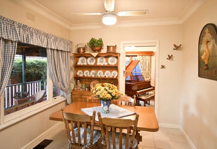 140 Graham Road, VIEWBANK VIC 3084, Viewbank - Thumbnail 6