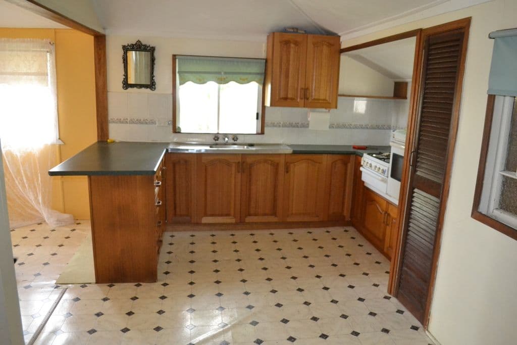 6 Meikleville Street, MEIKLEVILLE HILL QLD 4703, Meikleville Hill - Thumbnail 4