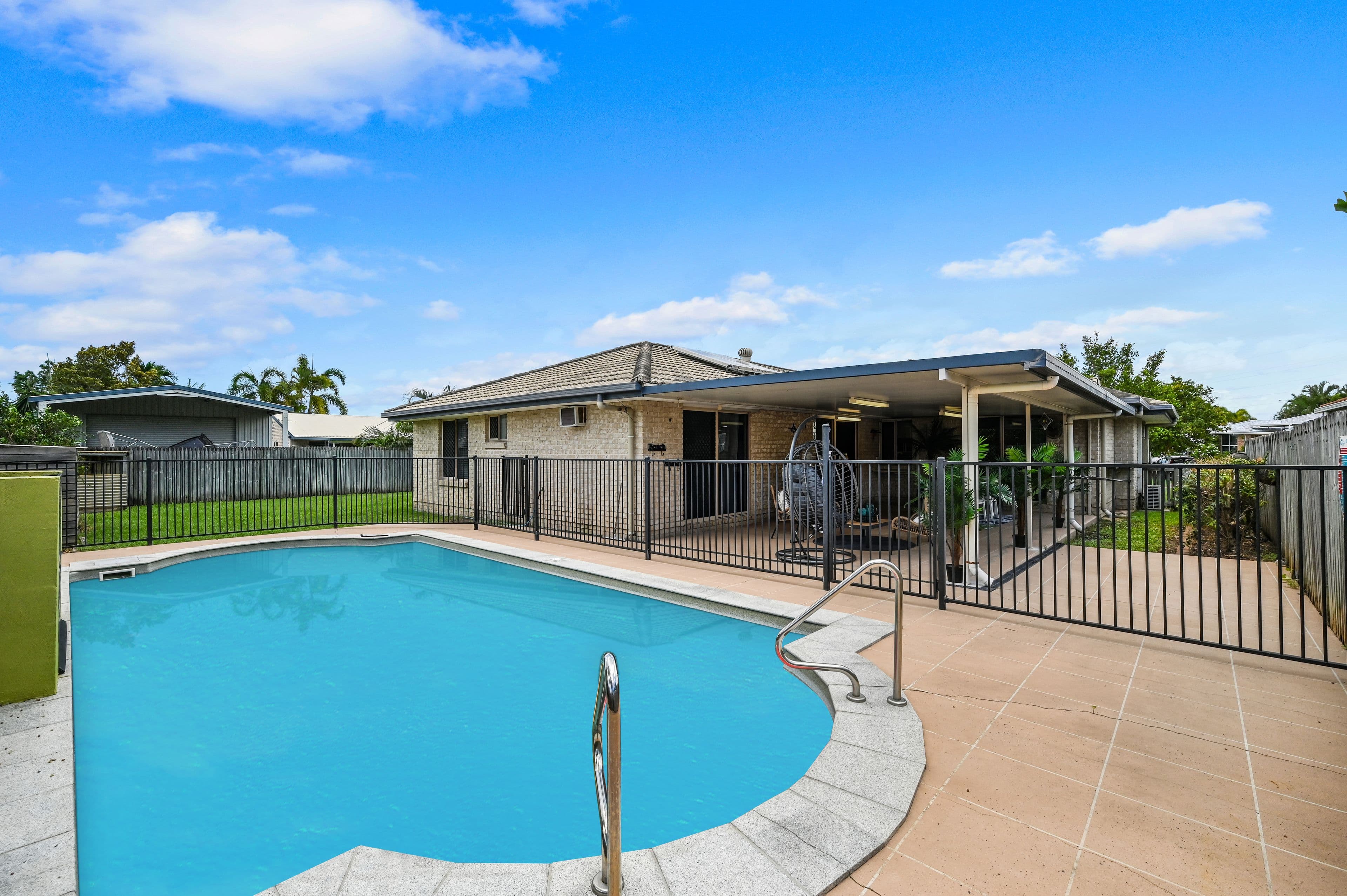 24 Dickenson Place, Kirwan QLD 4817, Kirwan - Thumbnail 2
