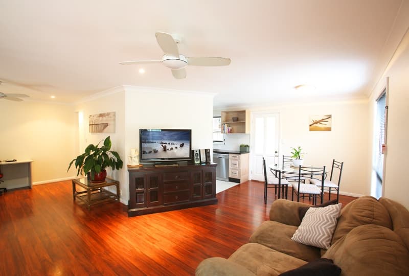 18 Chestnut Avenue, Sandy Beach, Sandy Beach - Thumbnail 3