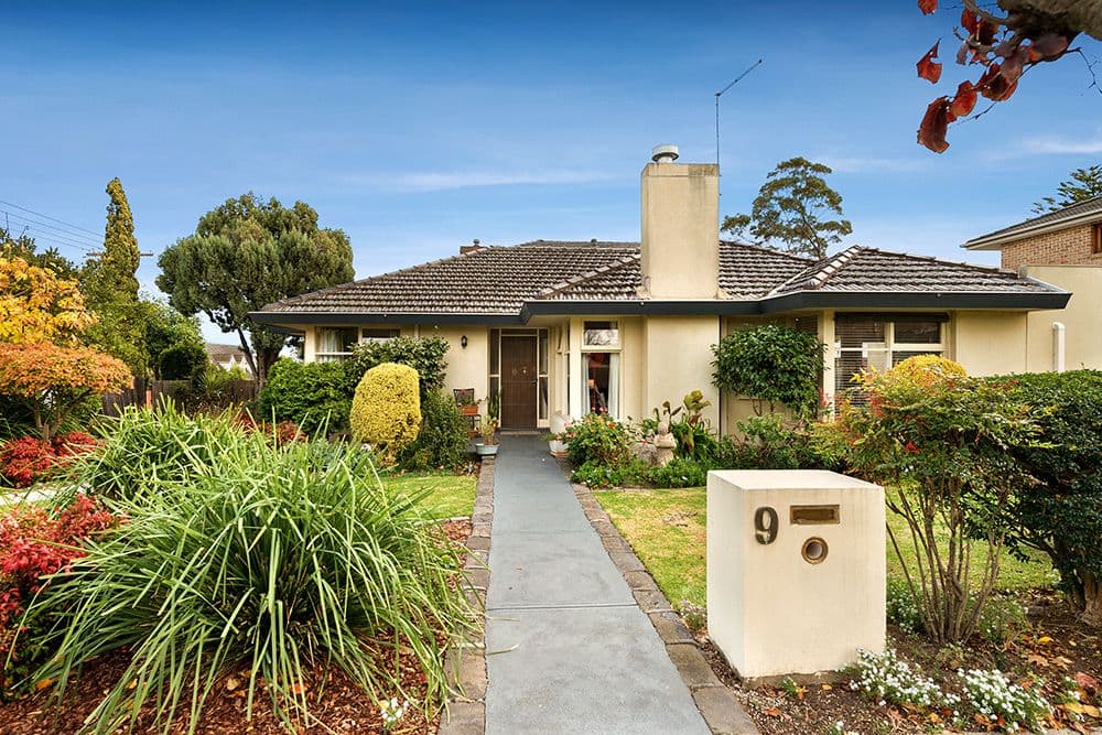 9 Seaview Street, Mount Waverley VIC 3149, Mount Waverley - Image 1